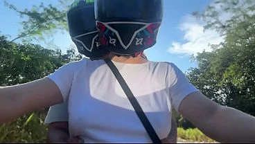 I Picked Up A Didi Customer Who Noticed My Big Tits Since I Wasn T Wearing A Bra