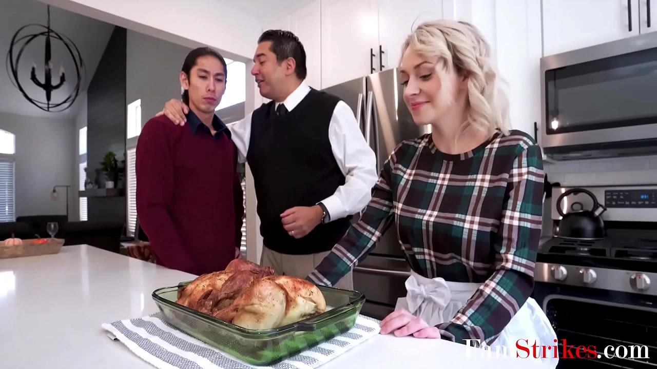 Stepbro And Sister Enjoy Thanksgiving Together Ava Sinclaire